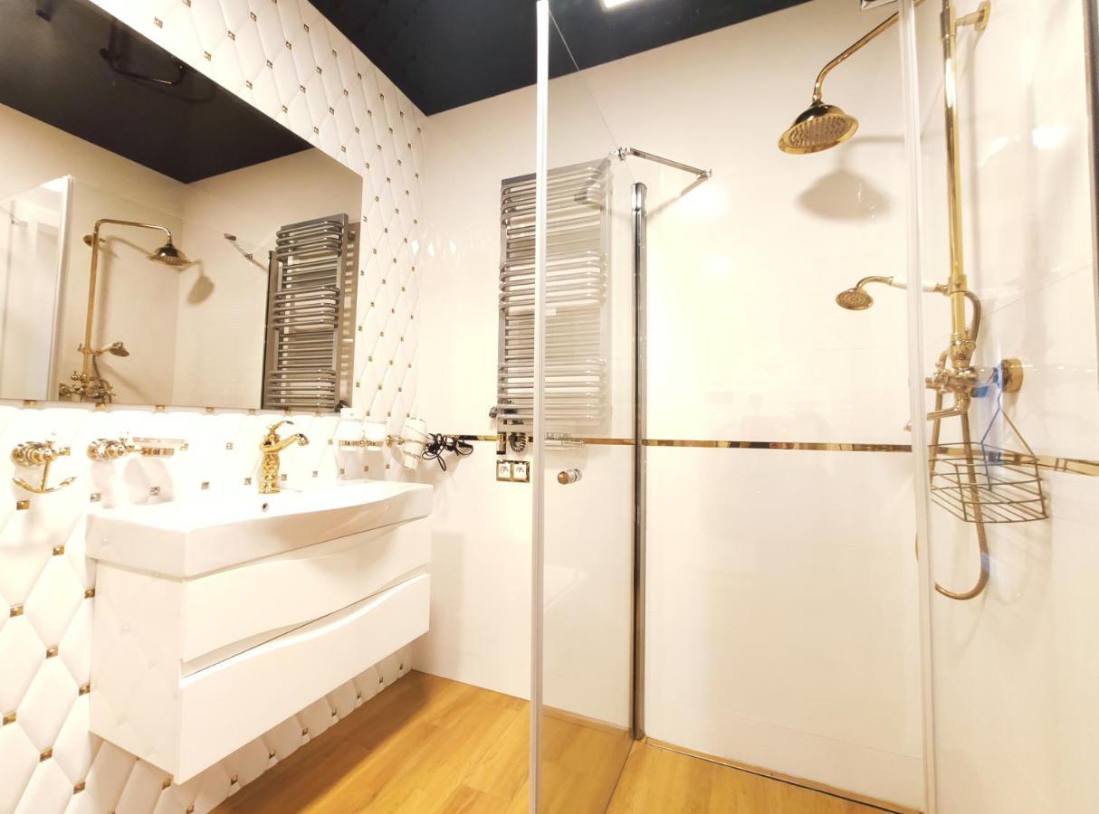Zablocie 35 By Homeprime Krakow Bagian luar foto