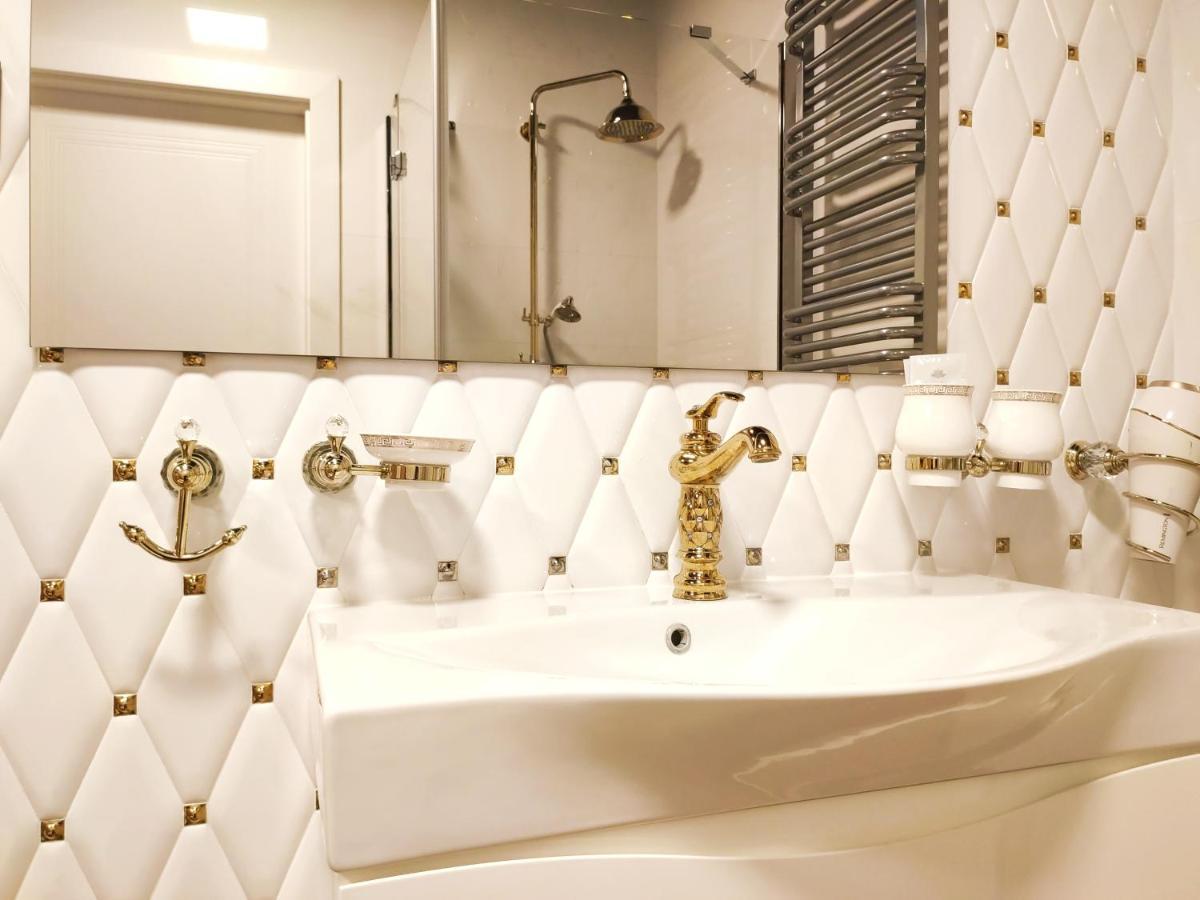 Zablocie 35 By Homeprime Krakow Bagian luar foto